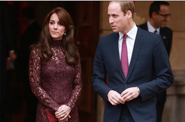 看英國皇室們的親身標桿