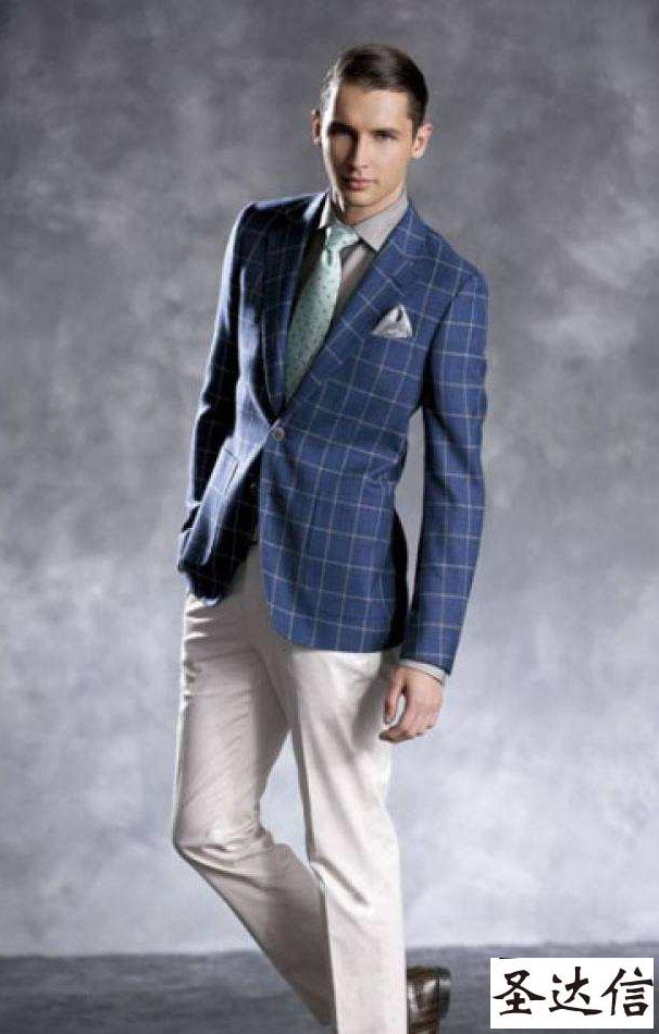 定做西裝需要量體什么數據以及怎樣保養?