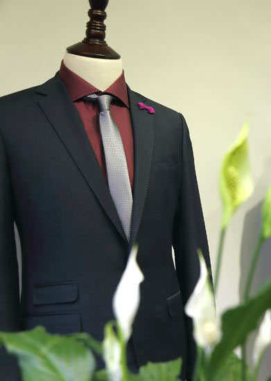 定做頂尖西裝三大必備元素之“細節(jié)”